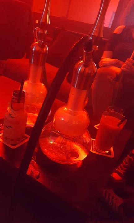 Glow - Cocktail & Shisha Bar